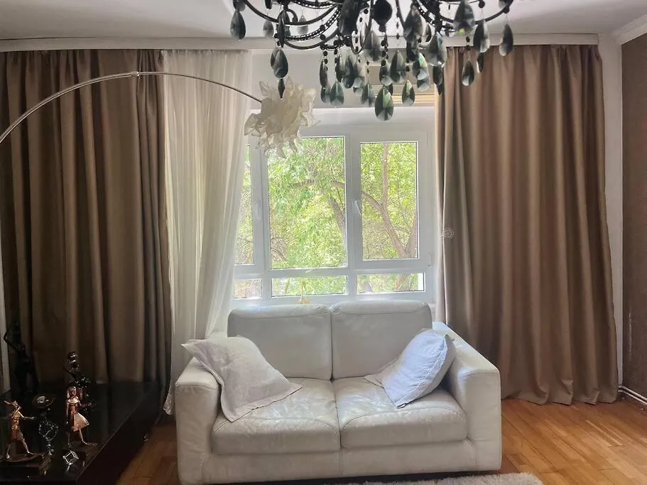 Apartment Charming Apartment/King Size Bed Bucharest Romania